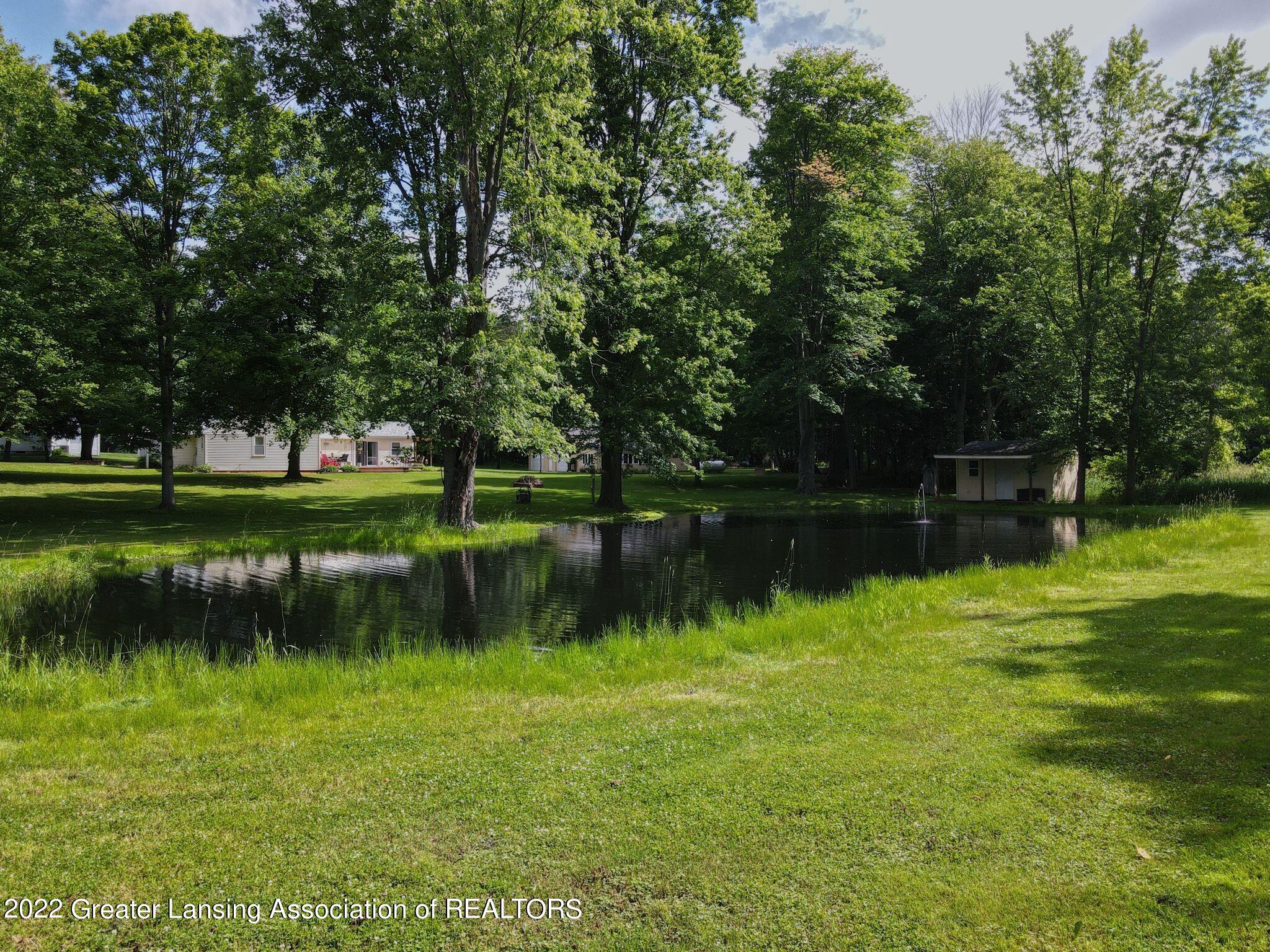 916 Grovenburg Road Holt, MI 48842 - Photo 34 of 45 17