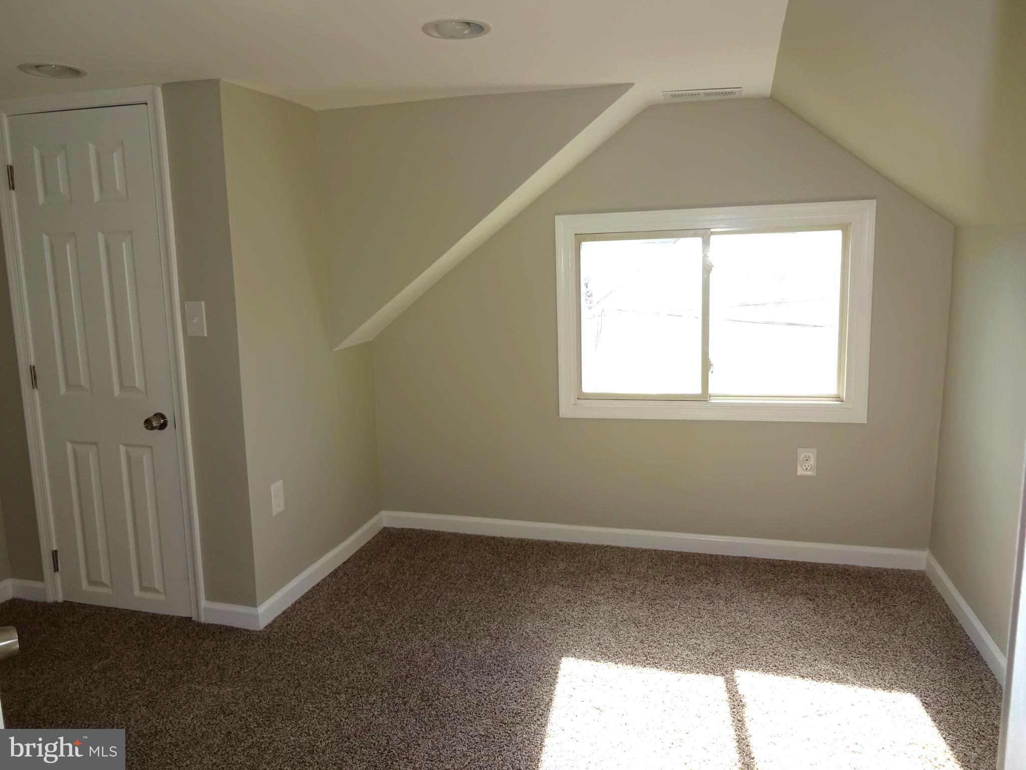 7800 Fairgreen Road Baltimore, MD 21222 - Photo 15 of 24 Bedroom 3 on the Upper Level- Freshly Painted