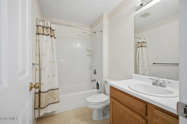 $519,000 | 16 Coventry Drive, Clifton Park, NY 12065