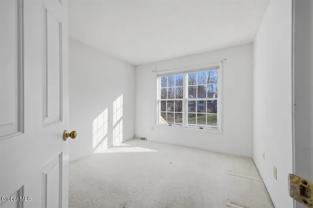 $519,000 | 16 Coventry Drive, Clifton Park, NY 12065