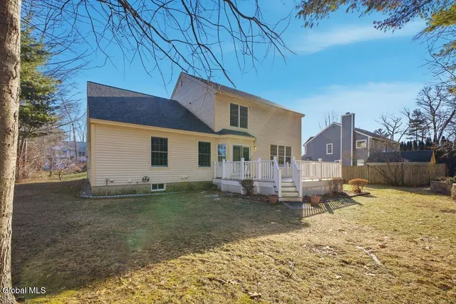 $519,000 | 16 Coventry Drive, Clifton Park, NY 12065