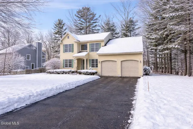 $519,000 | 16 Coventry Drive, Clifton Park, NY 12065