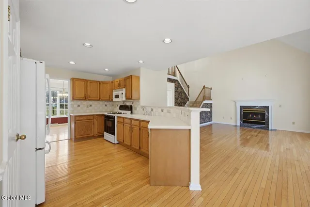 $519,000 | 16 Coventry Drive, Clifton Park, NY 12065