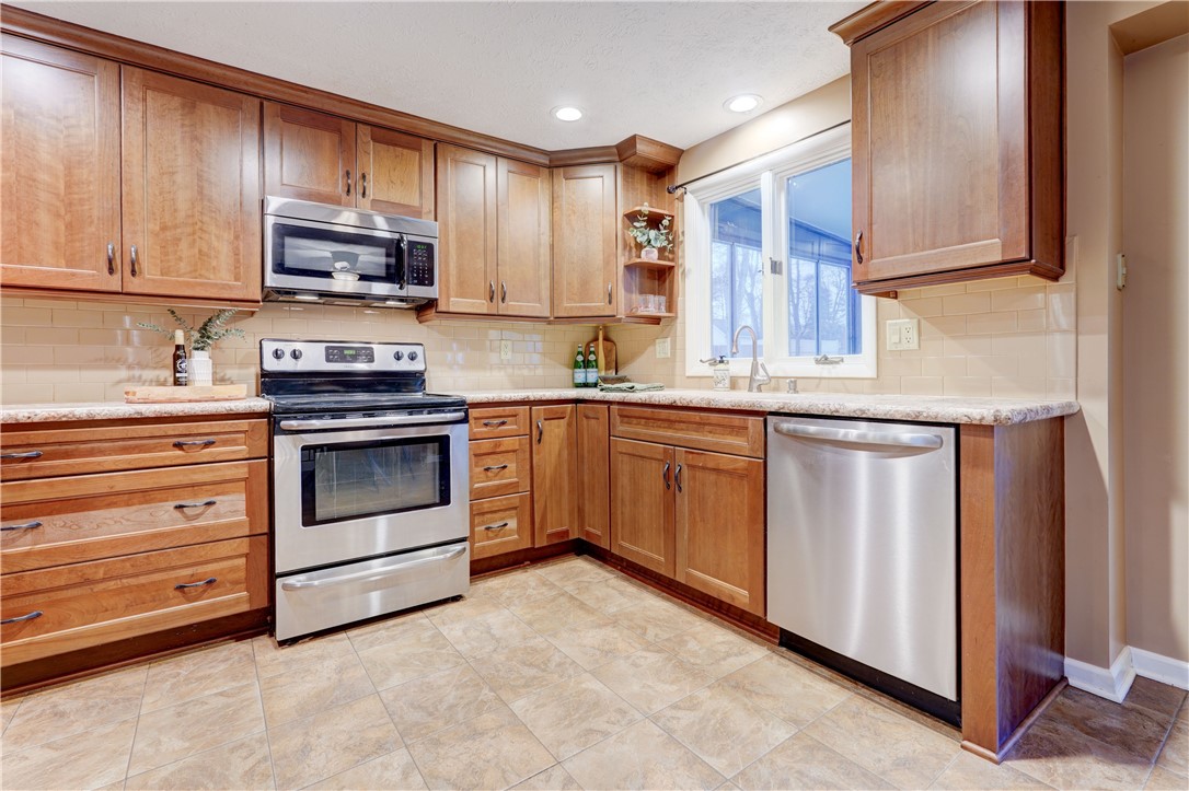 6 Calvin Road Rochester, NY 14612 - Photo 12 of 41