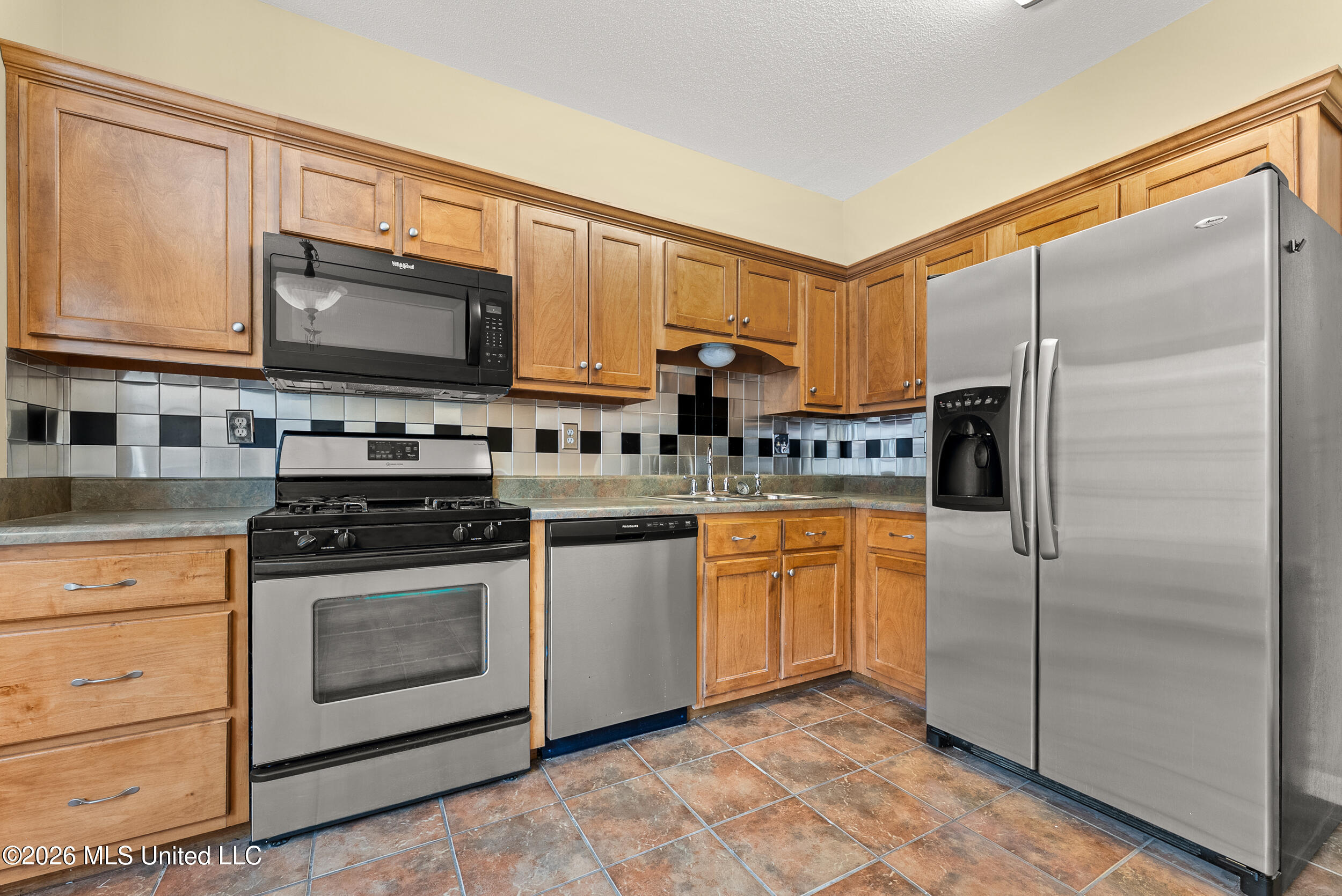 1144 Martin Circle North Hernando, MS 38632 - Photo 13 of 24 Kitchen