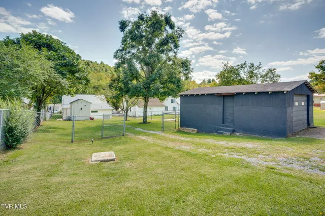 $168,000 | 1826 Pittstown Road, Bristol, VA 24201