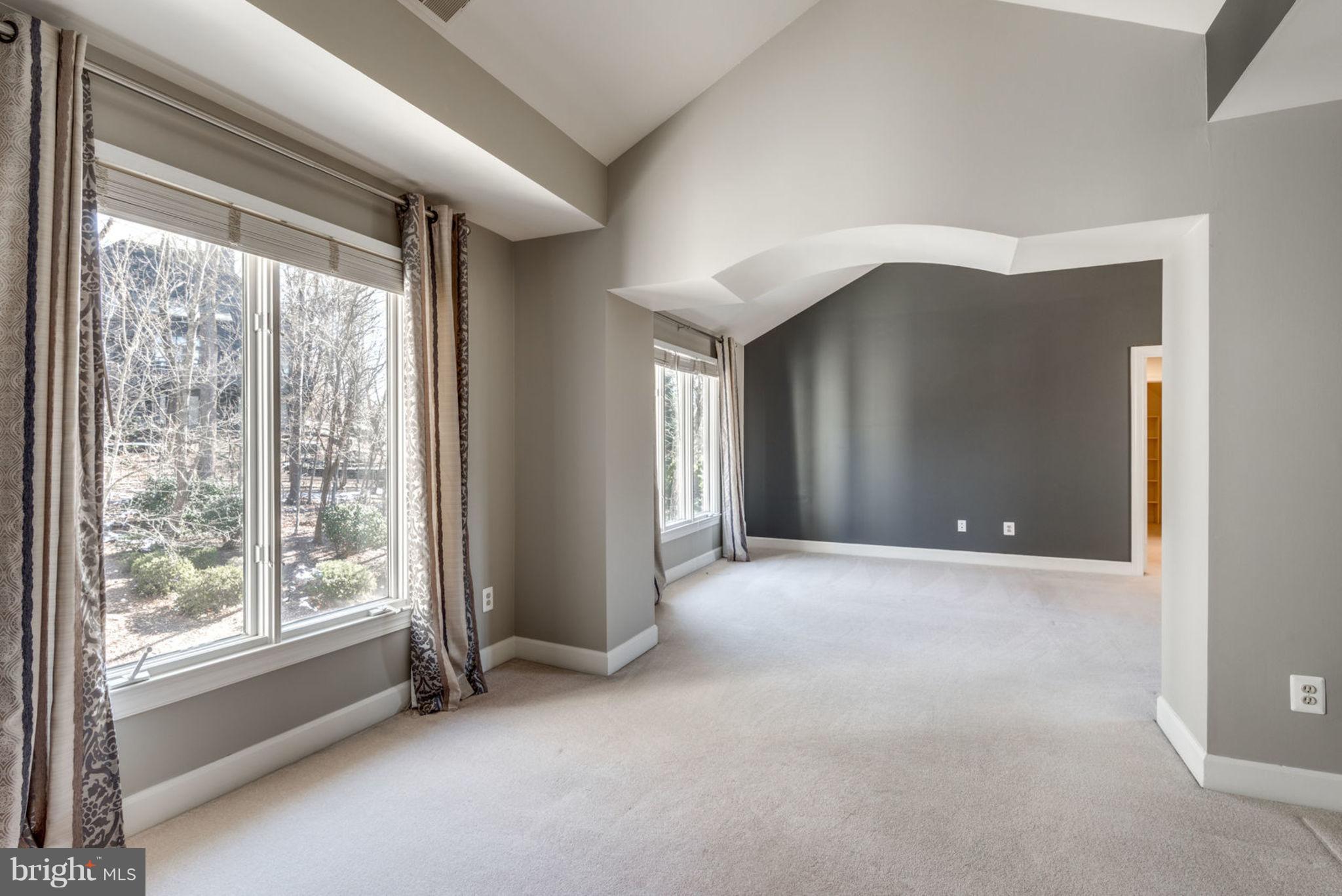 12029 Creekbend Drive Reston, VA 20194 - Photo 20 of 47 Master BDR Sitting Room