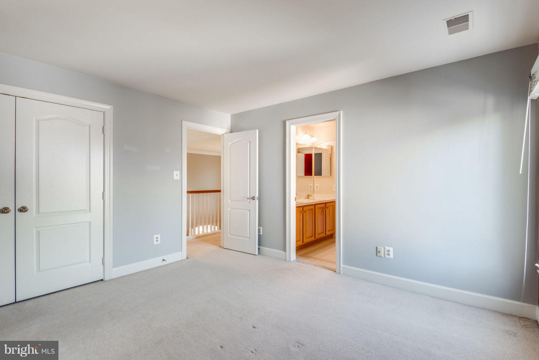 12029 Creekbend Drive Reston, VA 20194 - Photo 26 of 47 BDR #2 on UL - Jack and Jill w/ shared full bath