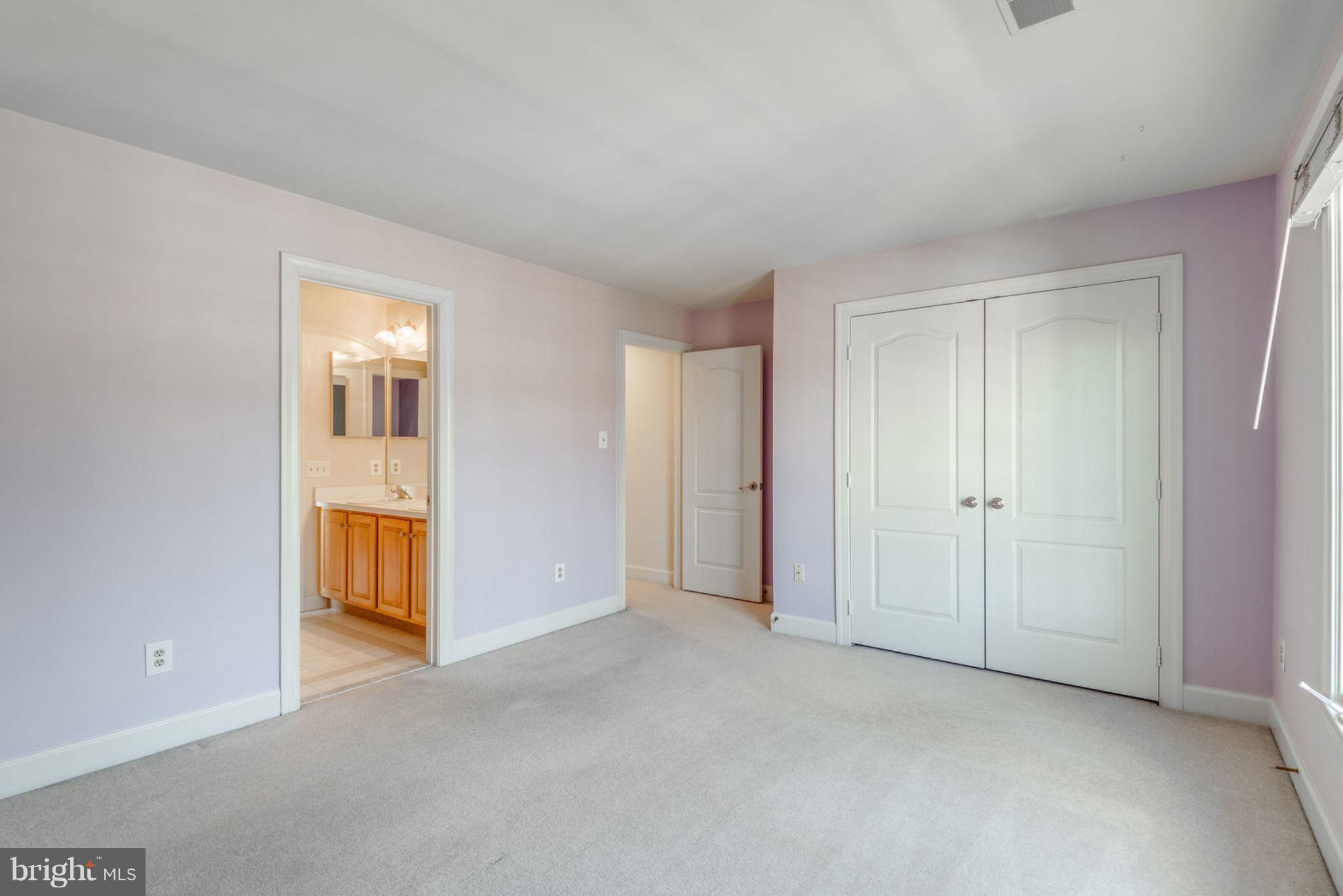 12029 Creekbend Drive Reston, VA 20194 - Photo 29 of 47 BDR #2 on UL - Jack and Jill w/ shared full bath