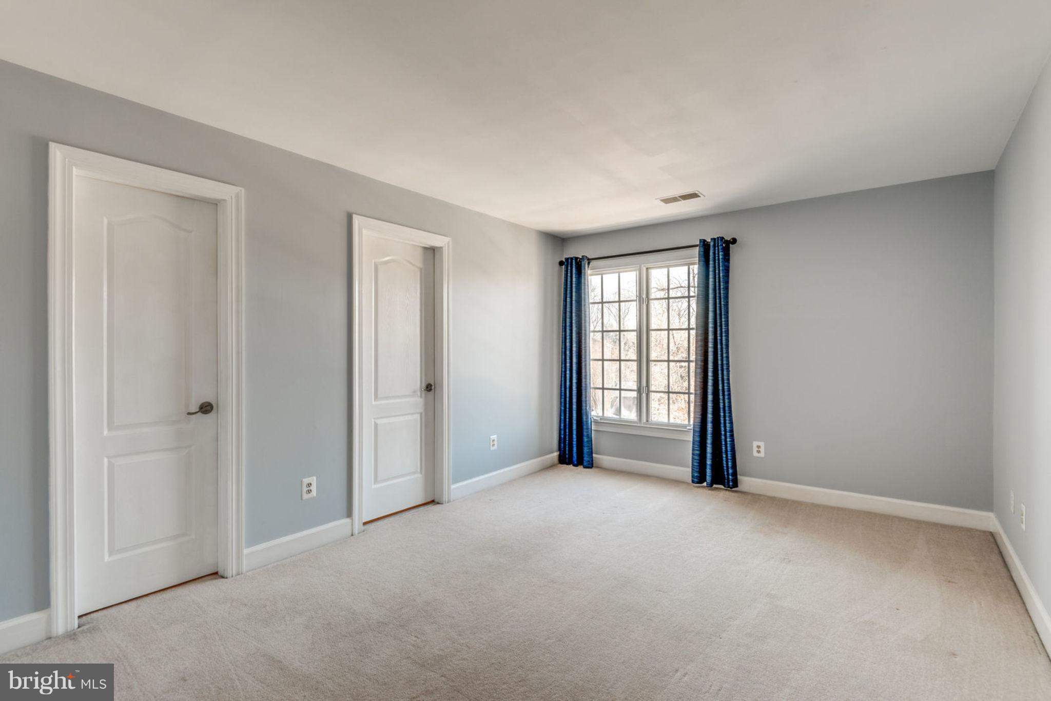 12029 Creekbend Drive Reston, VA 20194 - Photo 30 of 47 Princess Suite with full bathroom