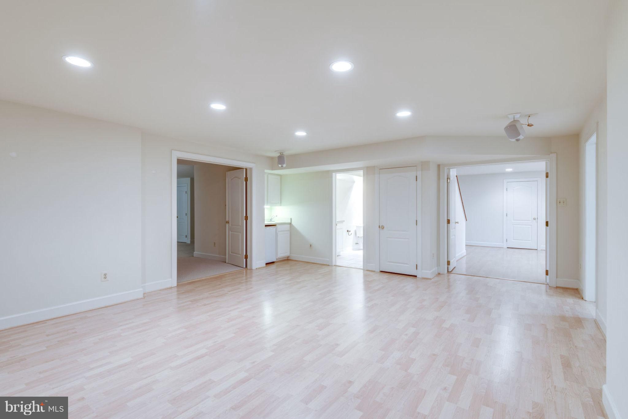 12029 Creekbend Drive Reston, VA 20194 - Photo 36 of 47 Basement - Entertainment / Recreation Room