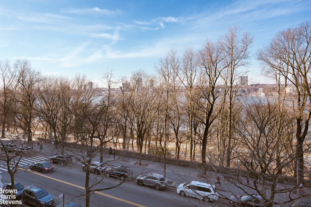 140 Riverside Drive, Unit 5K Manhattan, NY 10024 - Photo 2 of 16 a view of a city
