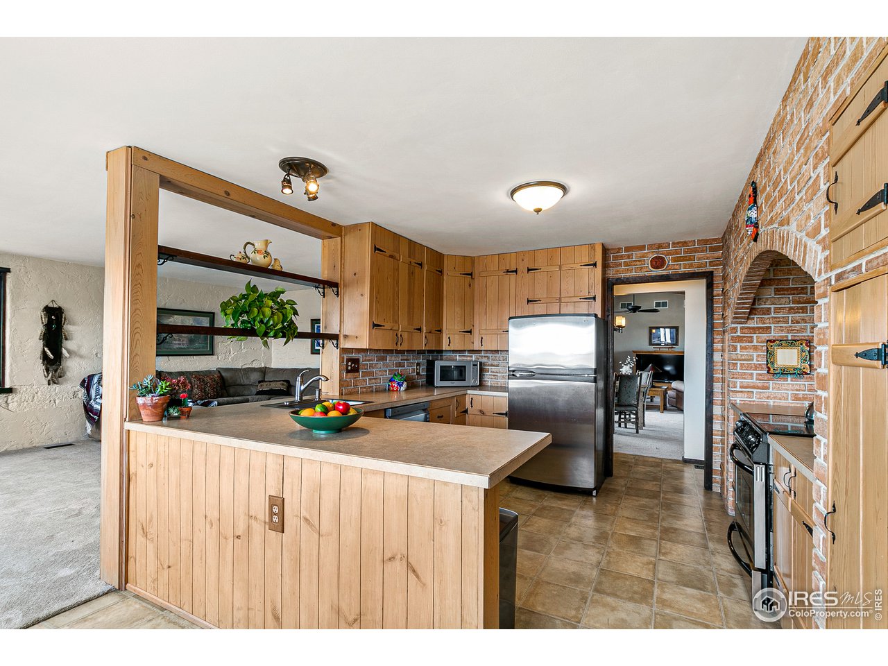 106 Bothun Road Berthoud, CO 80513 - Photo 14 of 40 Kitchen