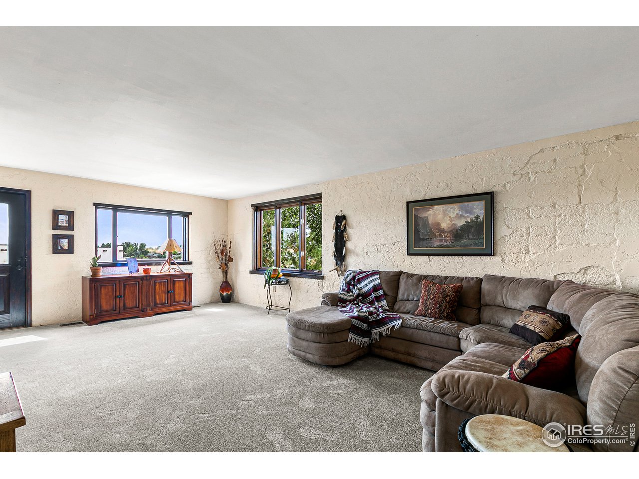 106 Bothun Road Berthoud, CO 80513 - Photo 19 of 40 Great Room