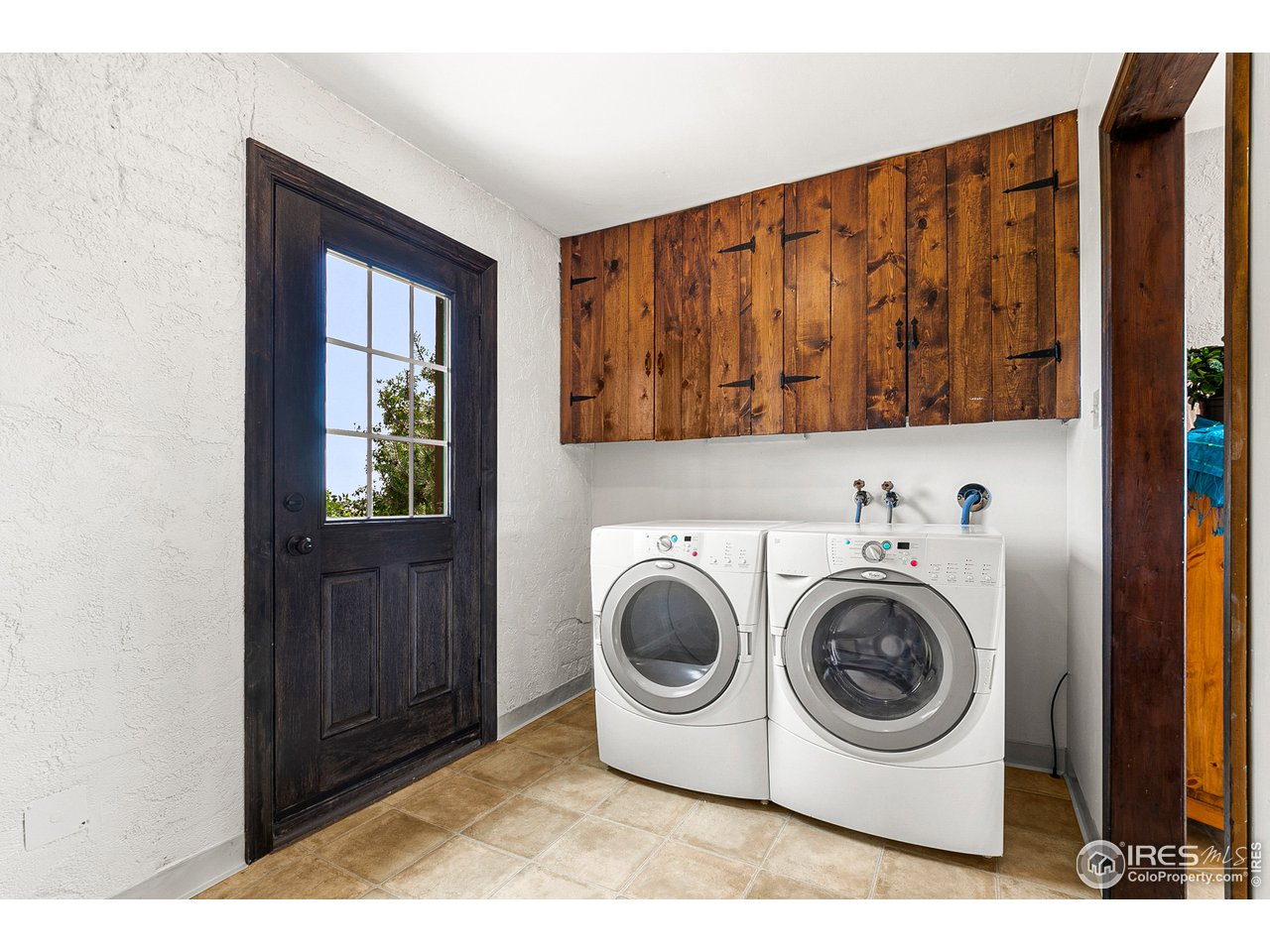 106 Bothun Road Berthoud, CO 80513 - Photo 21 of 40 Laundry - Main
