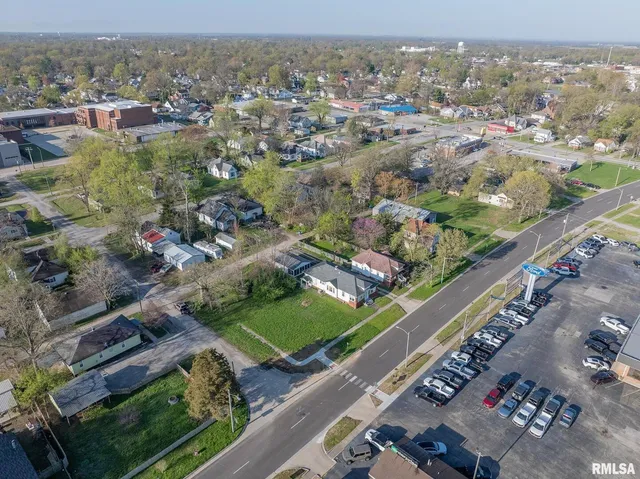 an aerial view of multiple house