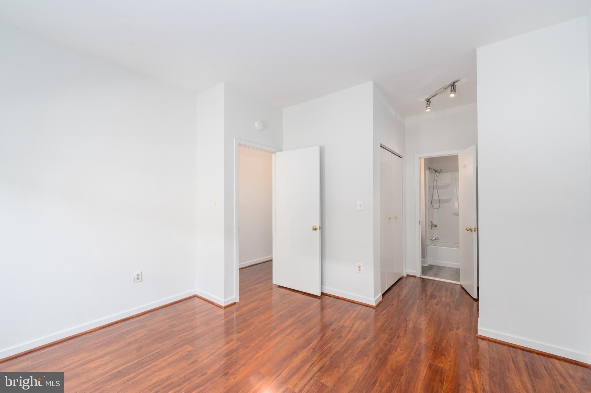 104 West Barre Street, Unit R 46 Baltimore, MD 21201 - Photo 14 of 18 Primary Bedroom