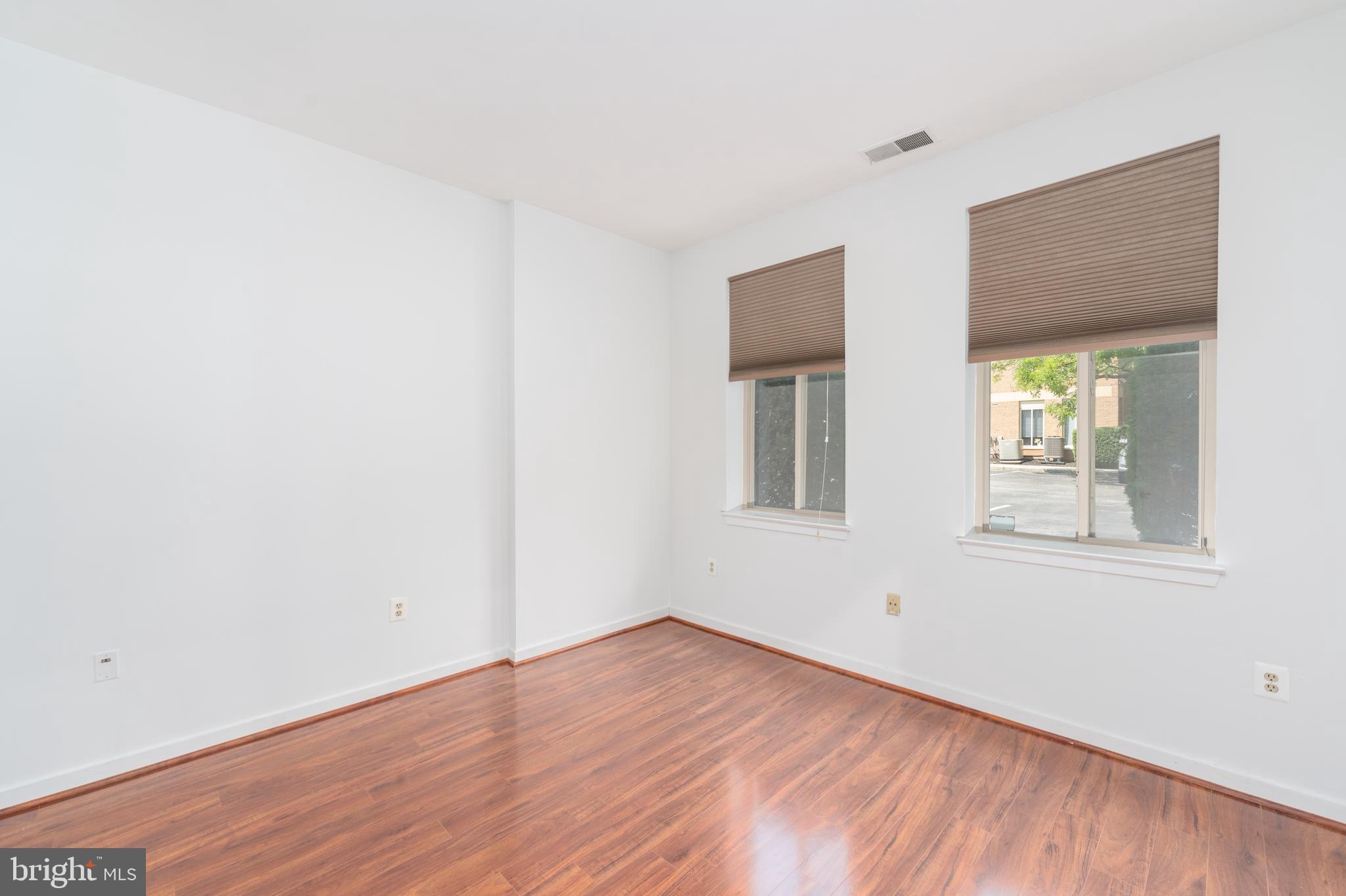 104 West Barre Street, Unit R 46 Baltimore, MD 21201 - Photo 16 of 18 Primary Bedroom
