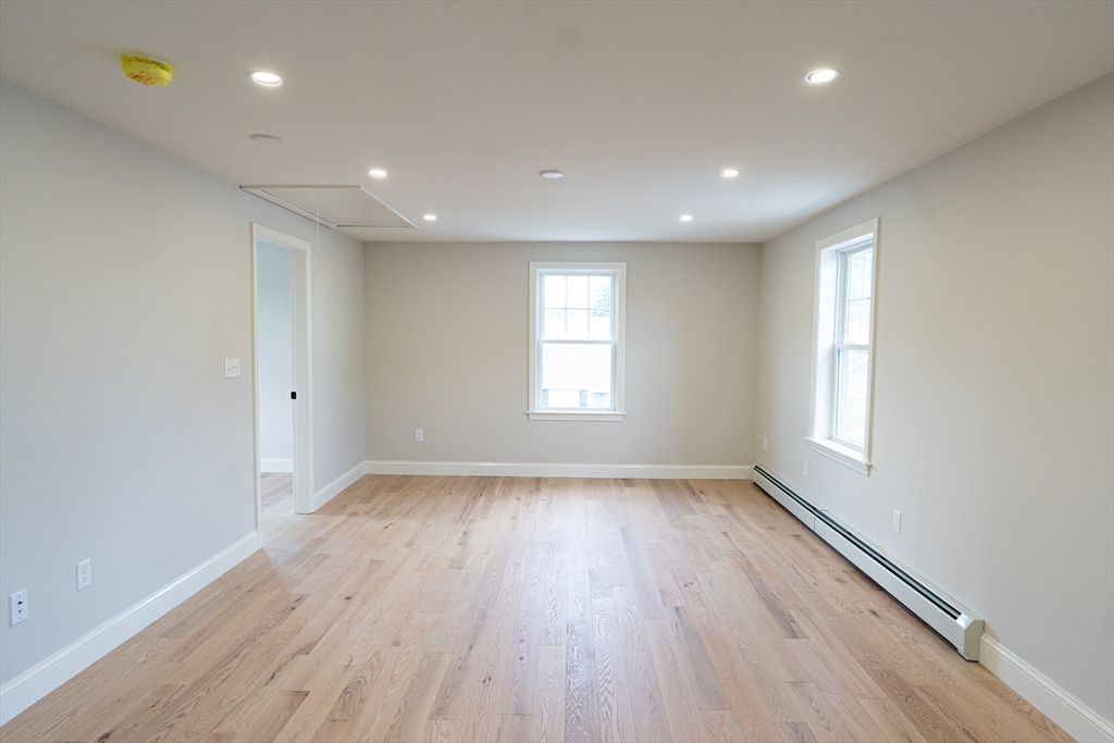 26 Carlton Street, Unit 3 Peabody, MA 01960 - Photo 15 of 21