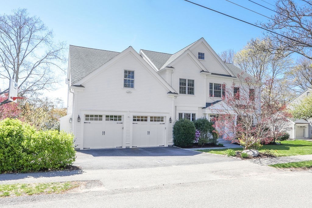 143 Falcon Street Needham, MA 02492 - Photo 1 of 42 Gallery Image 1