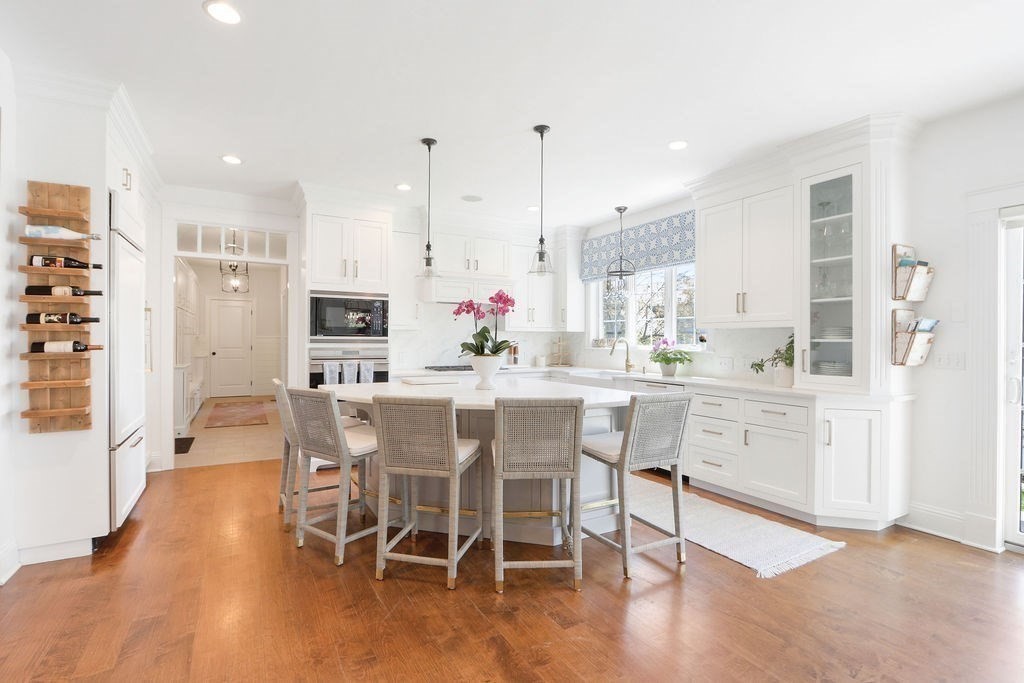 143 Falcon Street Needham, MA 02492 - Photo 6 of 42 Gallery Image 6