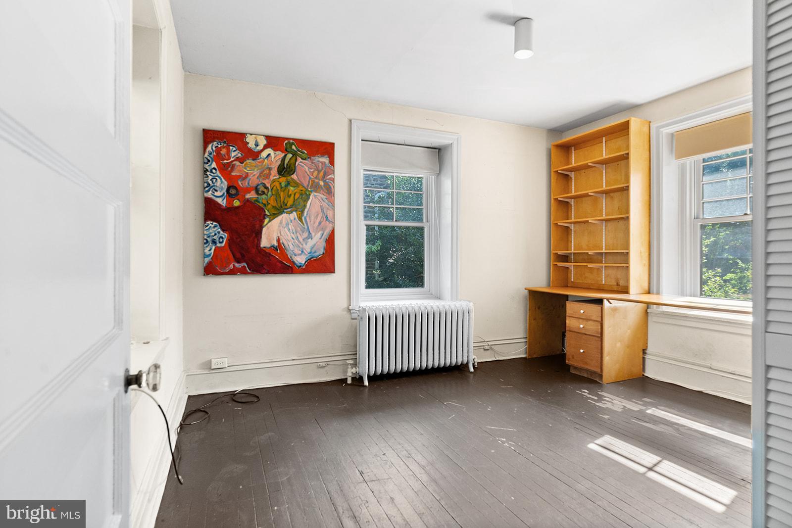 7209 Cresheim Road Philadelphia, PA 19119 - Photo 38 of 71 2nd floor - rear bedroom w/built-in desk/shelving