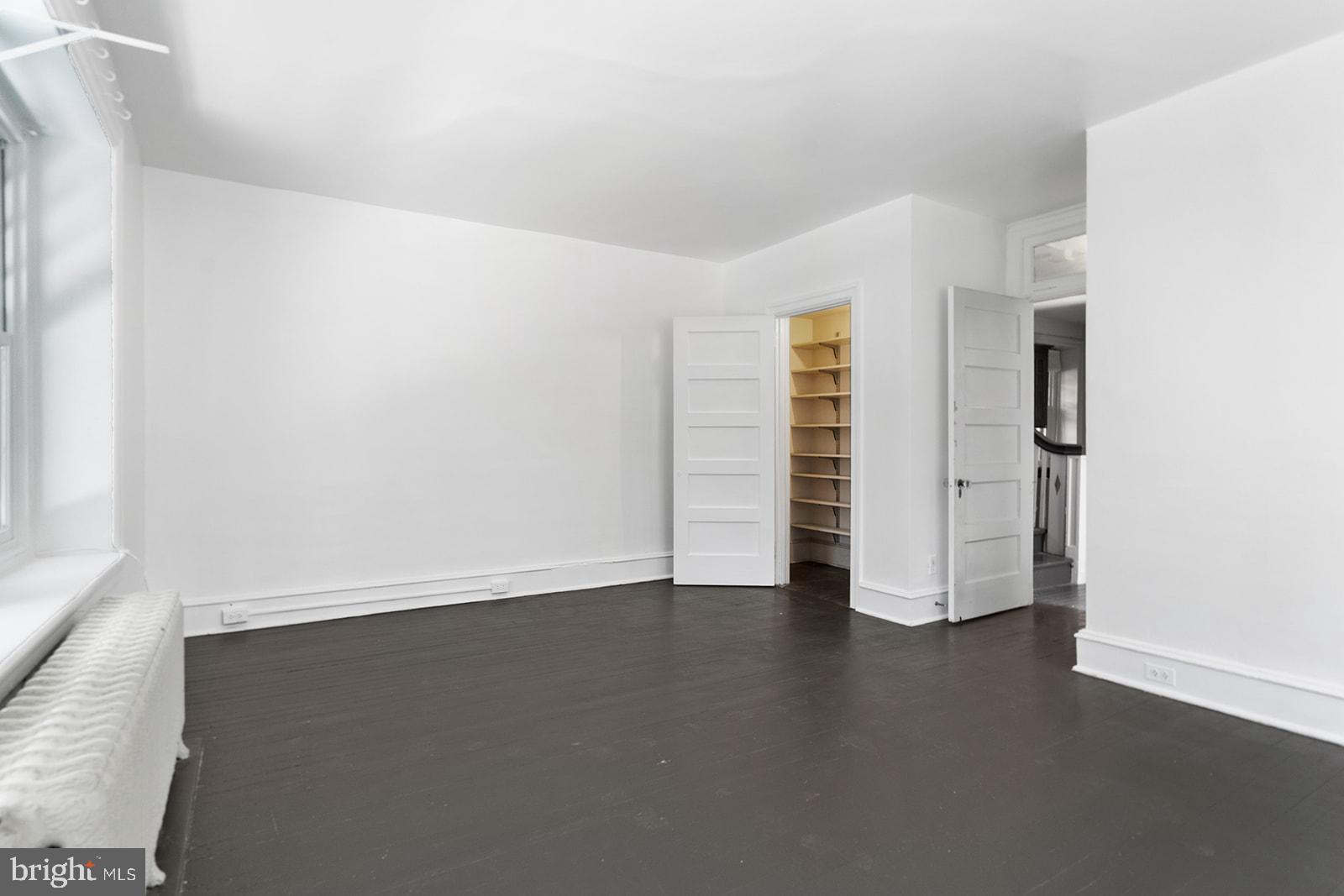 7209 Cresheim Road Philadelphia, PA 19119 - Photo 50 of 71 2nd floor - front bedroom with view of closet