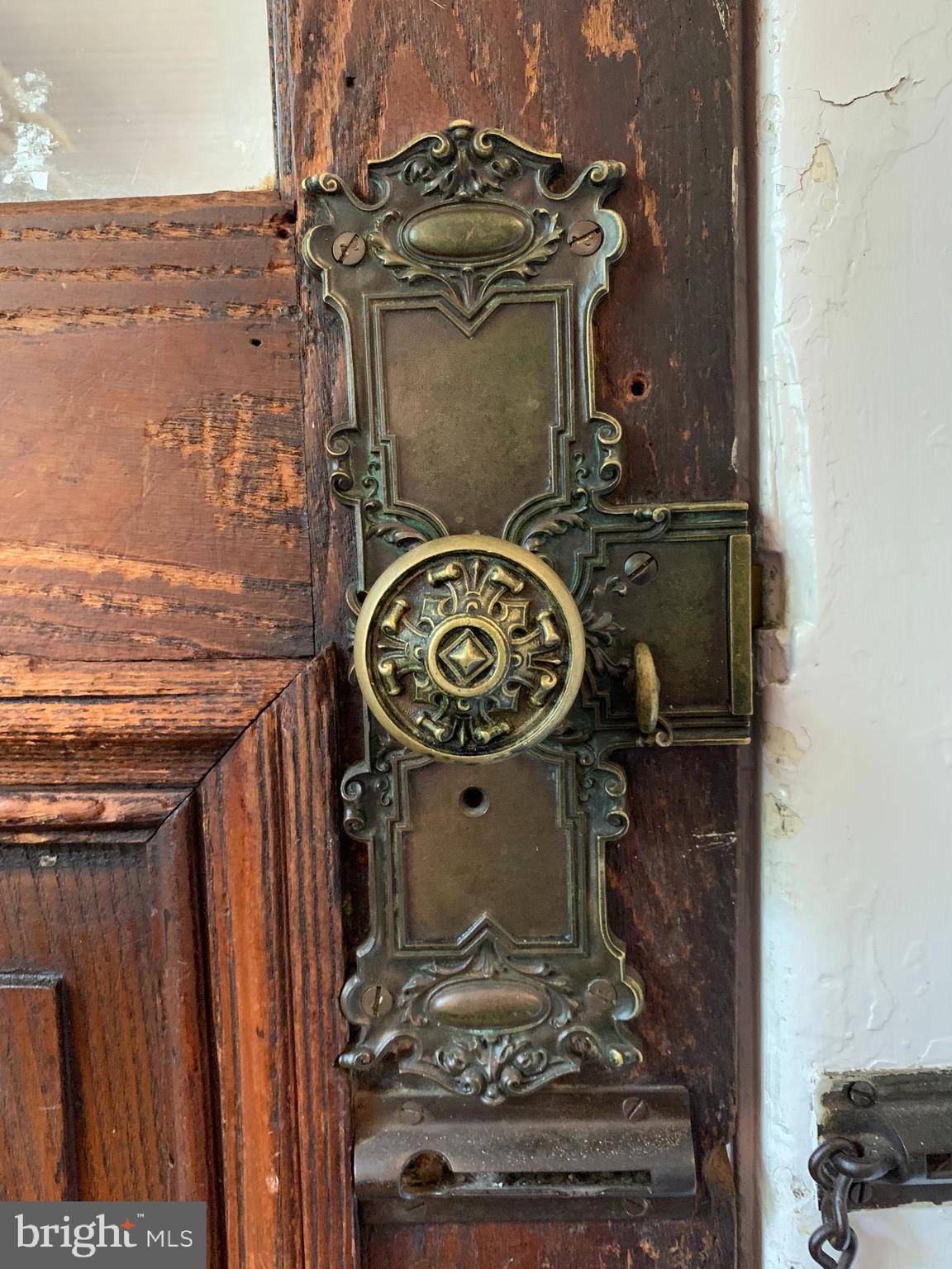 7209 Cresheim Road Philadelphia, PA 19119 - Photo 8 of 71 Original front door knob