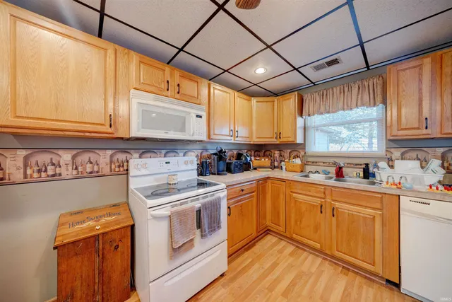 $232,900 | 5546 Daylight Drive, Evansville, IN 47725