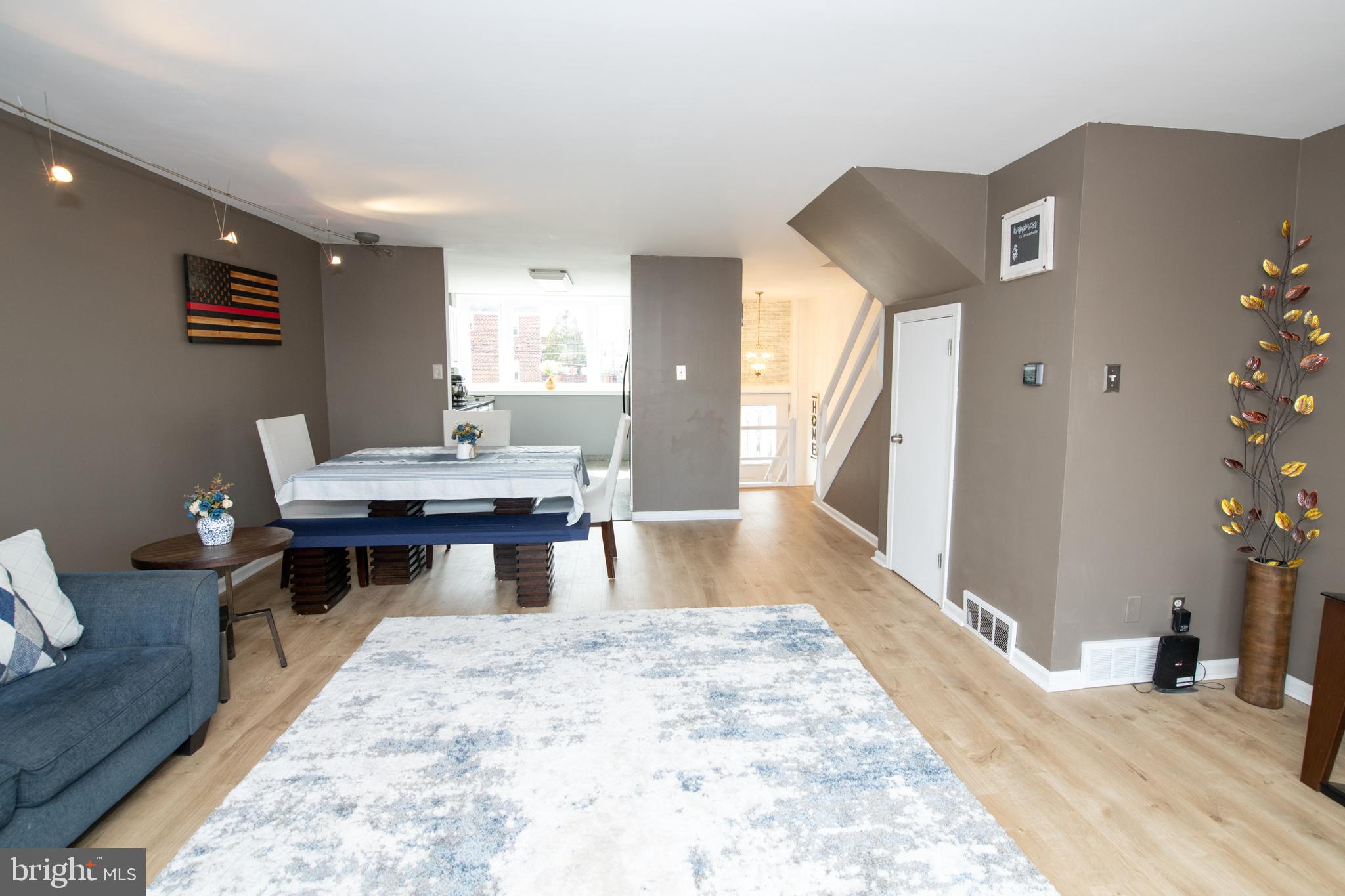 3139 Holly Road Philadelphia, PA 19154 - Photo 13 of 49