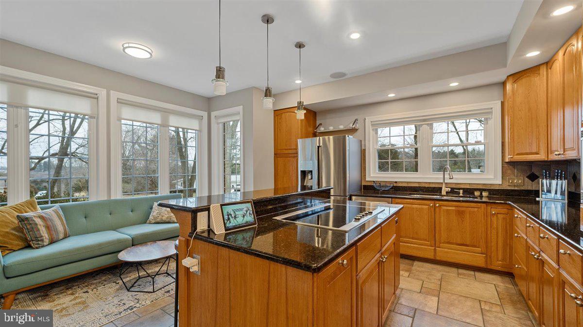 6658 Whitegate Road Clarksville, MD 21029 - Photo 12 of 54