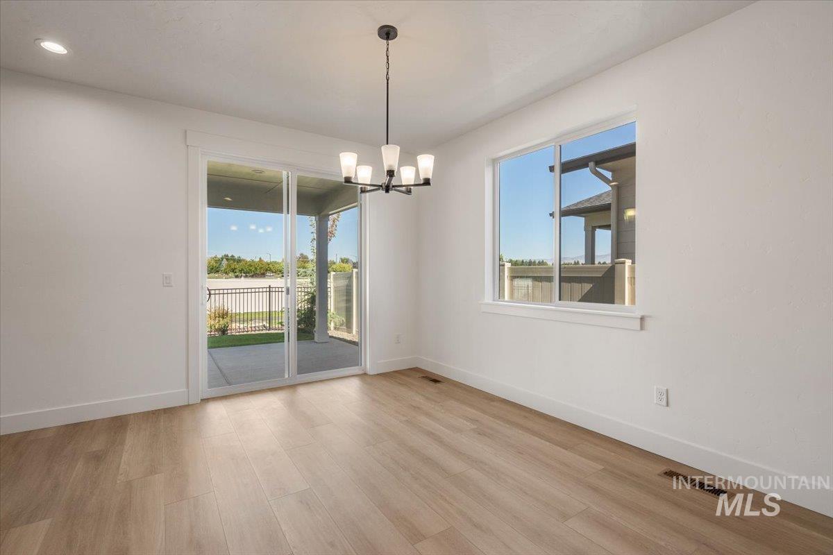 558 East Lockhart Street Meridian, ID 83646 - Photo 18 of 38