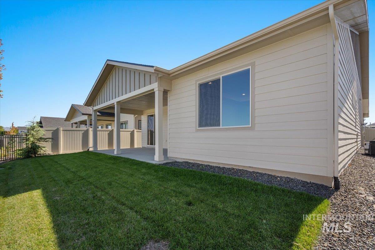 558 East Lockhart Street Meridian, ID 83646 - Photo 33 of 38