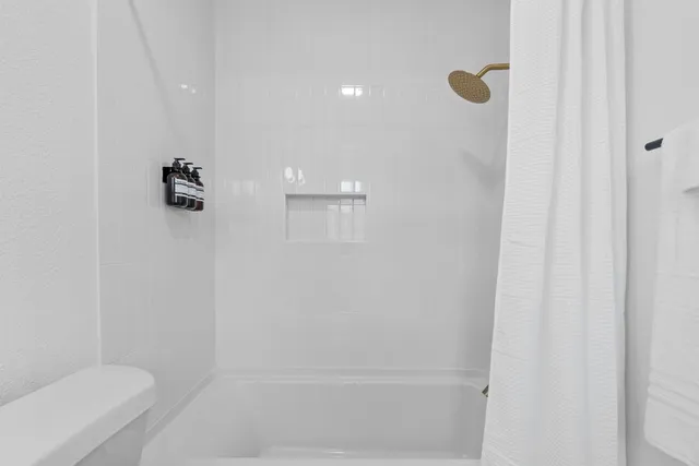 $2,700 | 2101 Kirksey Drive, Unit A, Austin, TX 78741