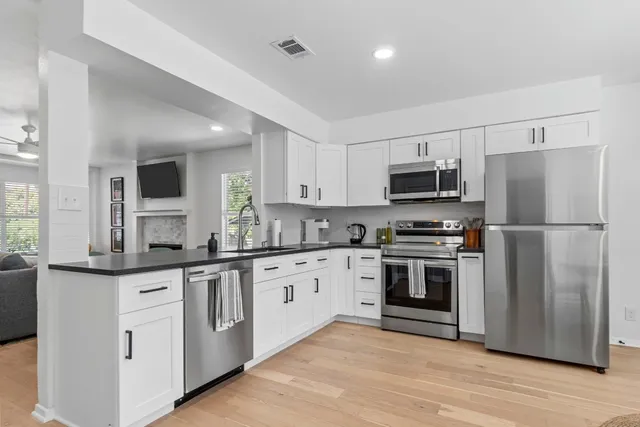 $2,700 | 2101 Kirksey Drive, Unit A, Austin, TX 78741