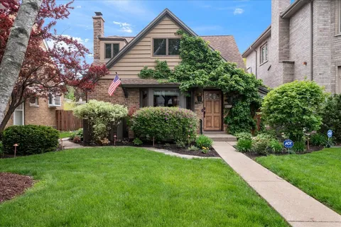$619,000 | 4947 Estes Avenue, Skokie, IL 60077