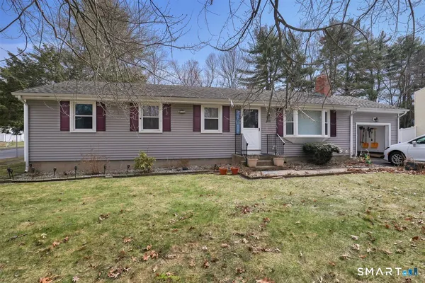 $299,000 | 558 Oak Street, East Hartford, CT 06118