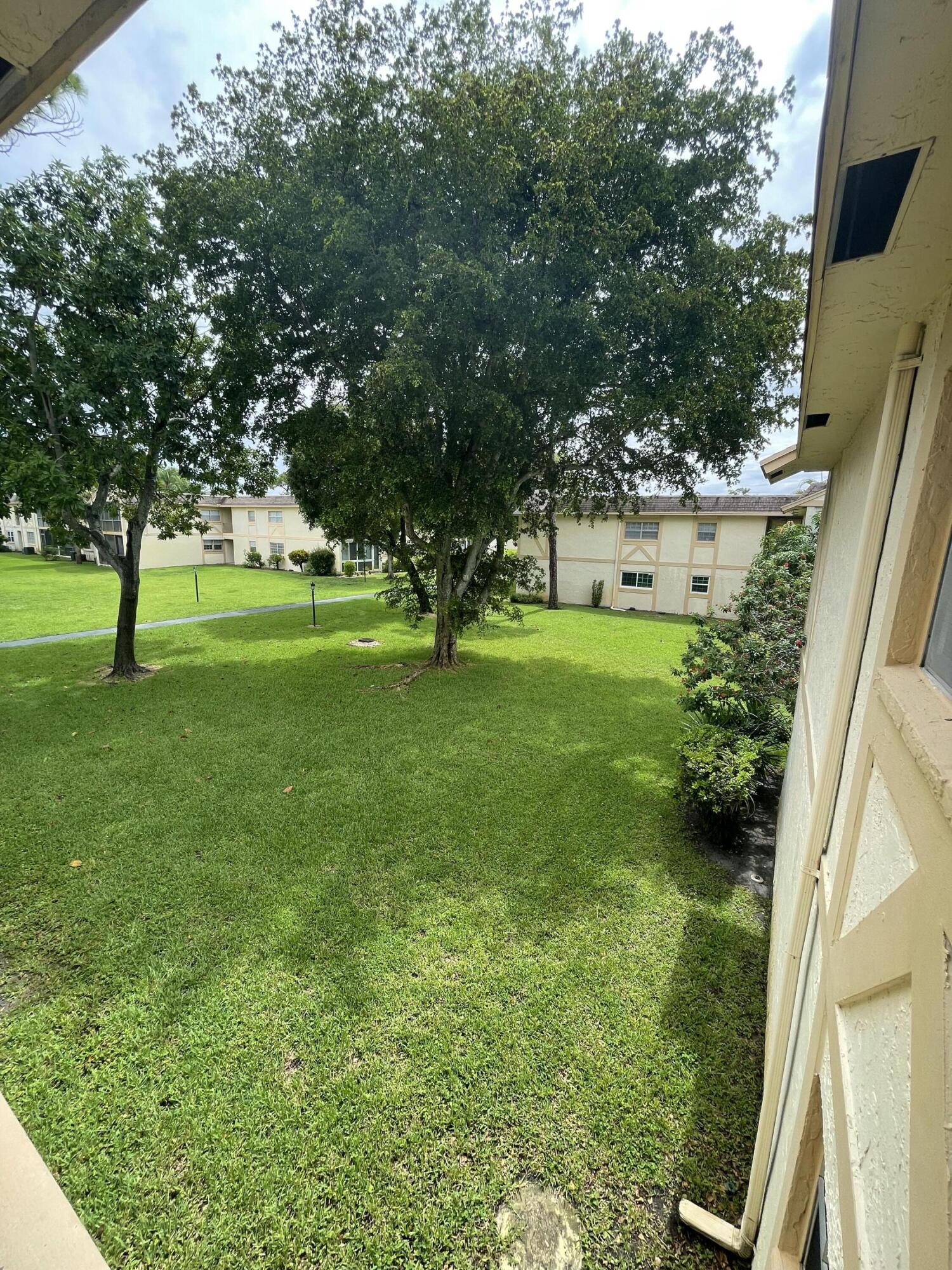 1600 Dover Road, Unit 203B Delray Beach, FL 33445 - Photo 35 of 39 IMG_4684