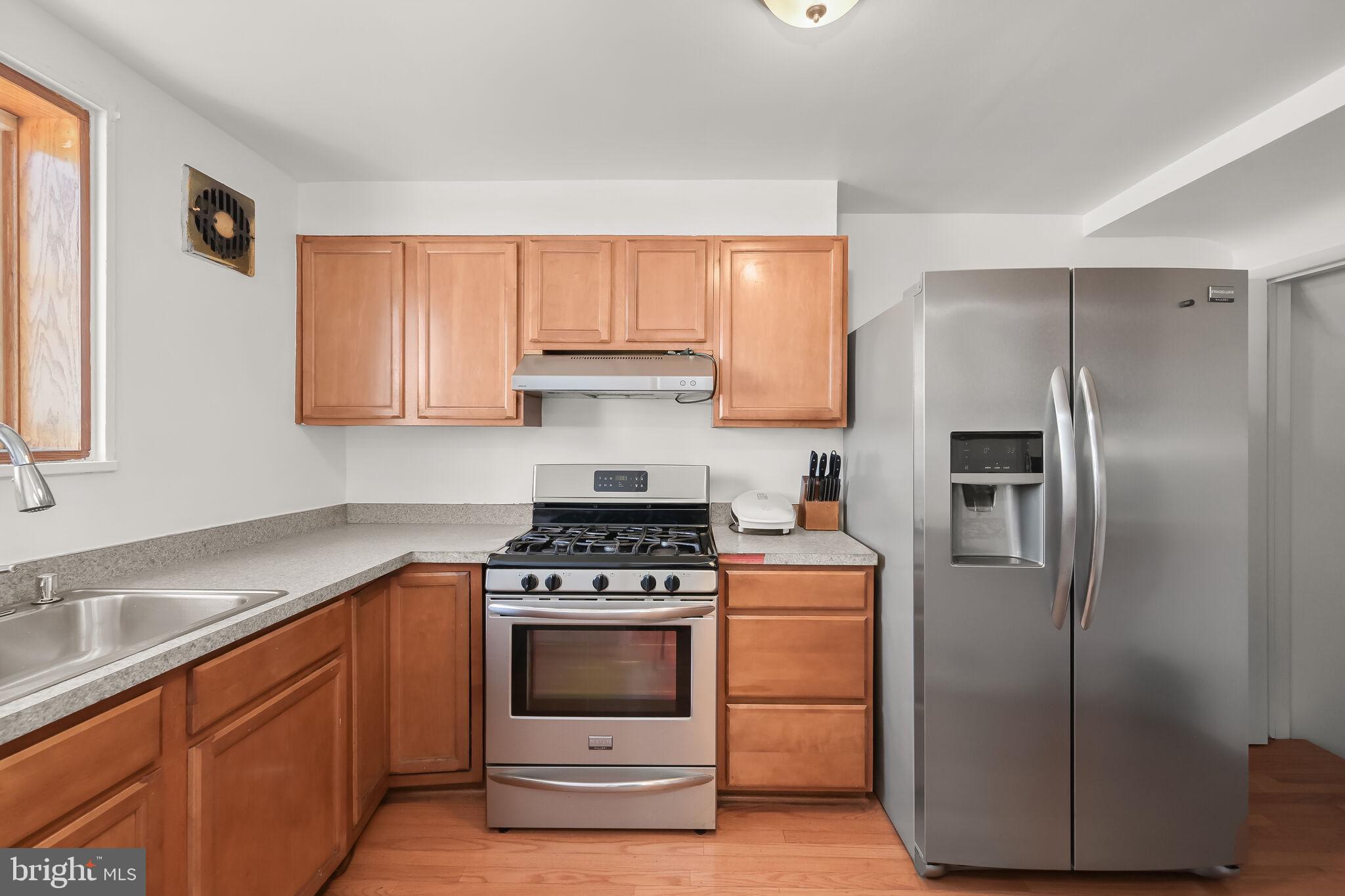5305 Lothian Road Baltimore, MD 21212 - Photo 12 of 37 Kitchen