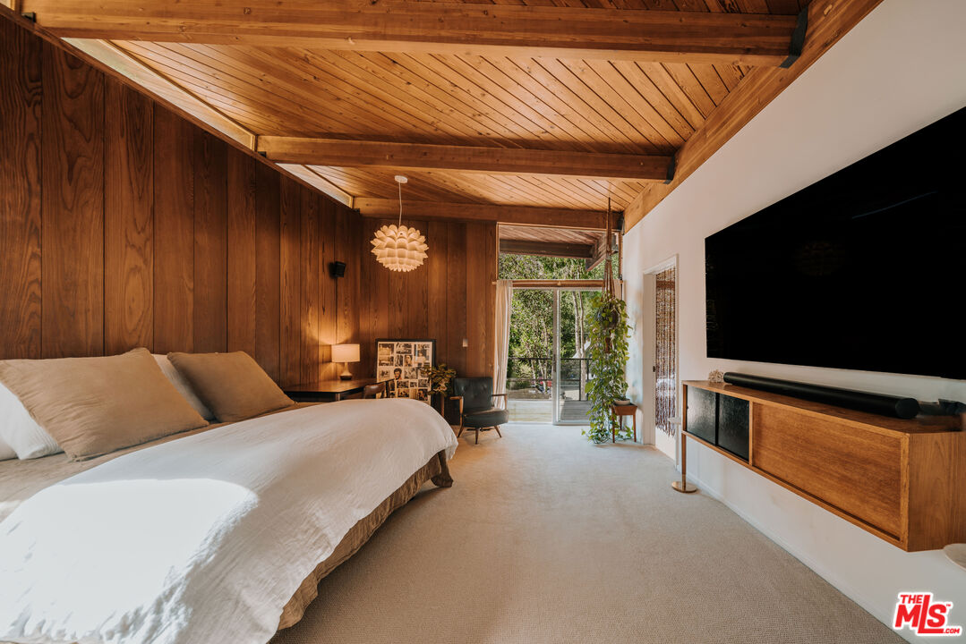 630 Hightree Road Santa Monica, CA 90402 - Photo 16 of 31 Gallery Image 16