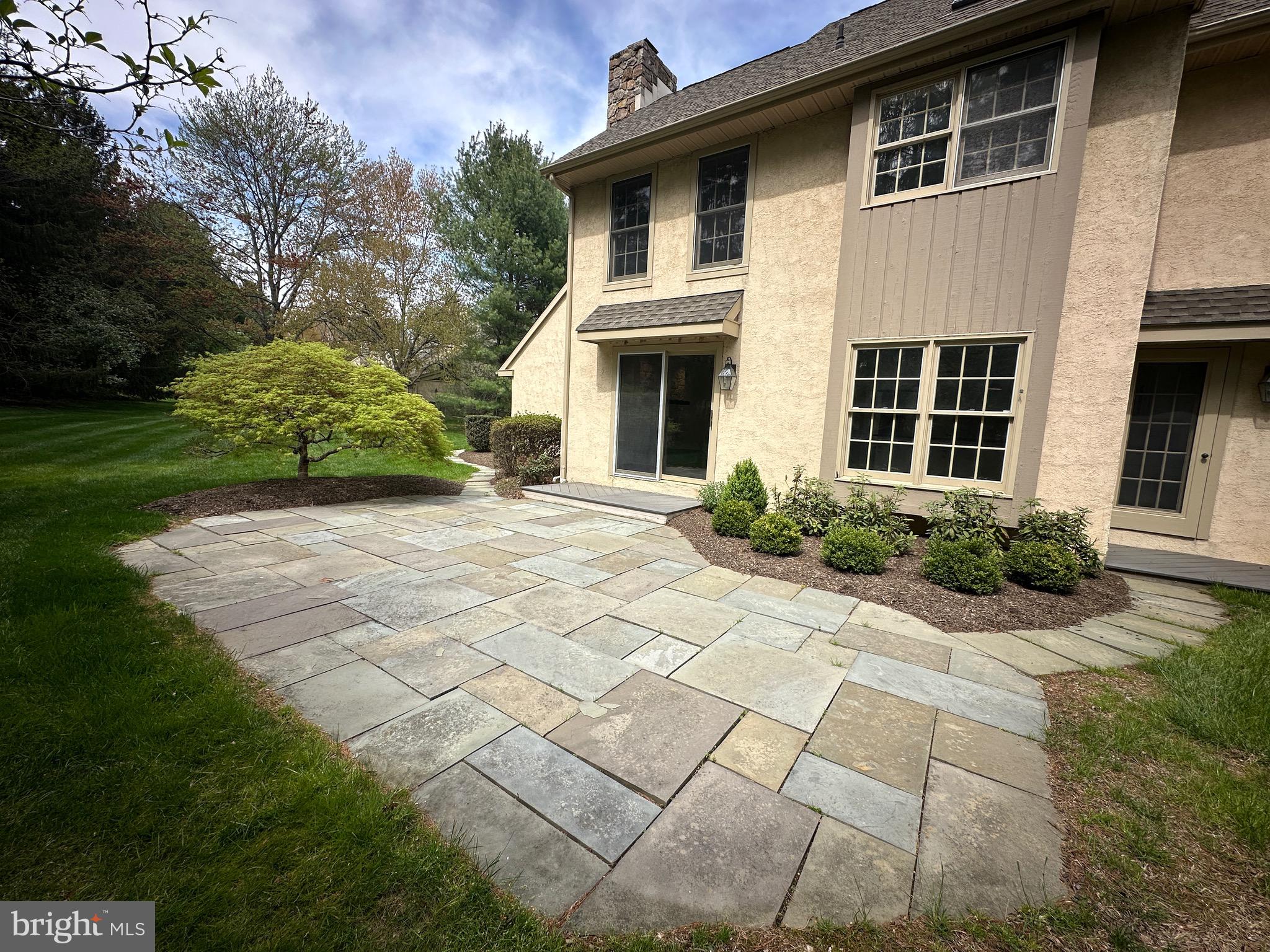 418 Waynesbrooke Road Berwyn, PA 19312 - Photo 15 of 30 a front view of a house with garden
