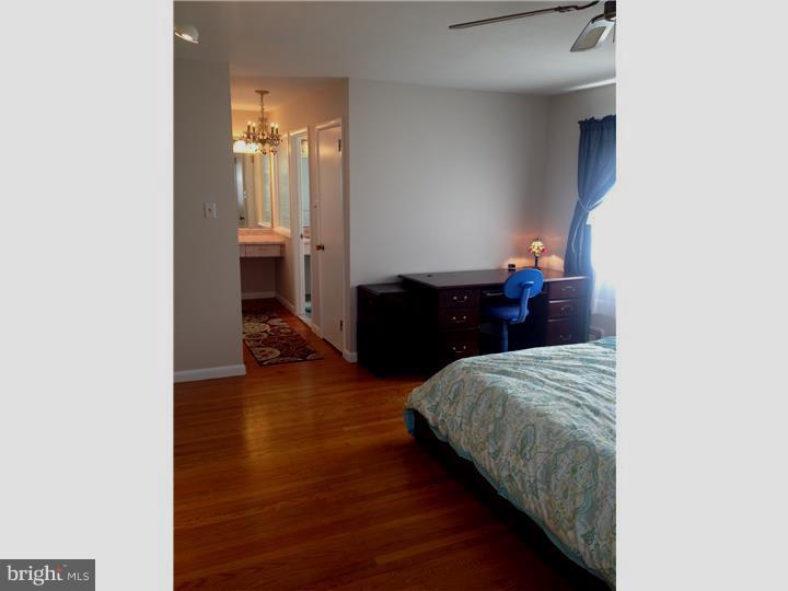 814 Hilltop Road Cinnaminson, NJ 08077 - Photo 17 of 25 Gallery Image 17