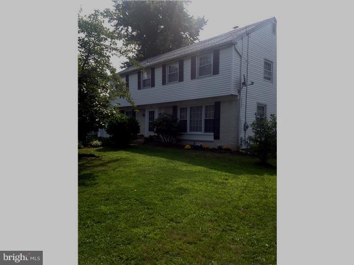 814 Hilltop Road Cinnaminson, NJ 08077 - Photo 4 of 25 Gallery Image 4