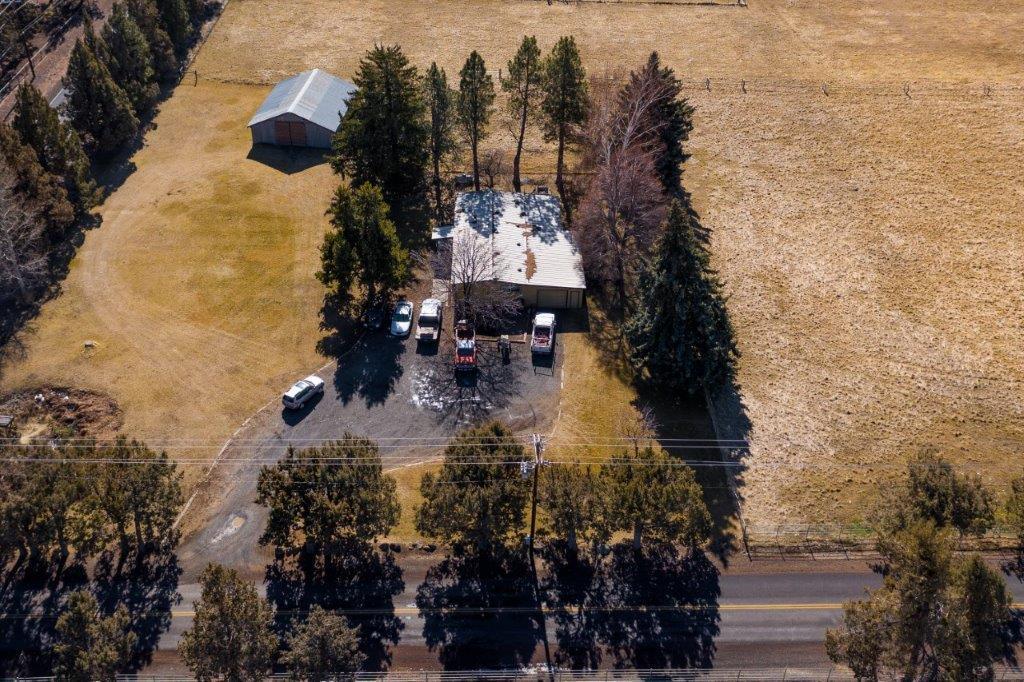 19575 Dayton Road Bend, OR 97703 - Photo 12 of 12 19