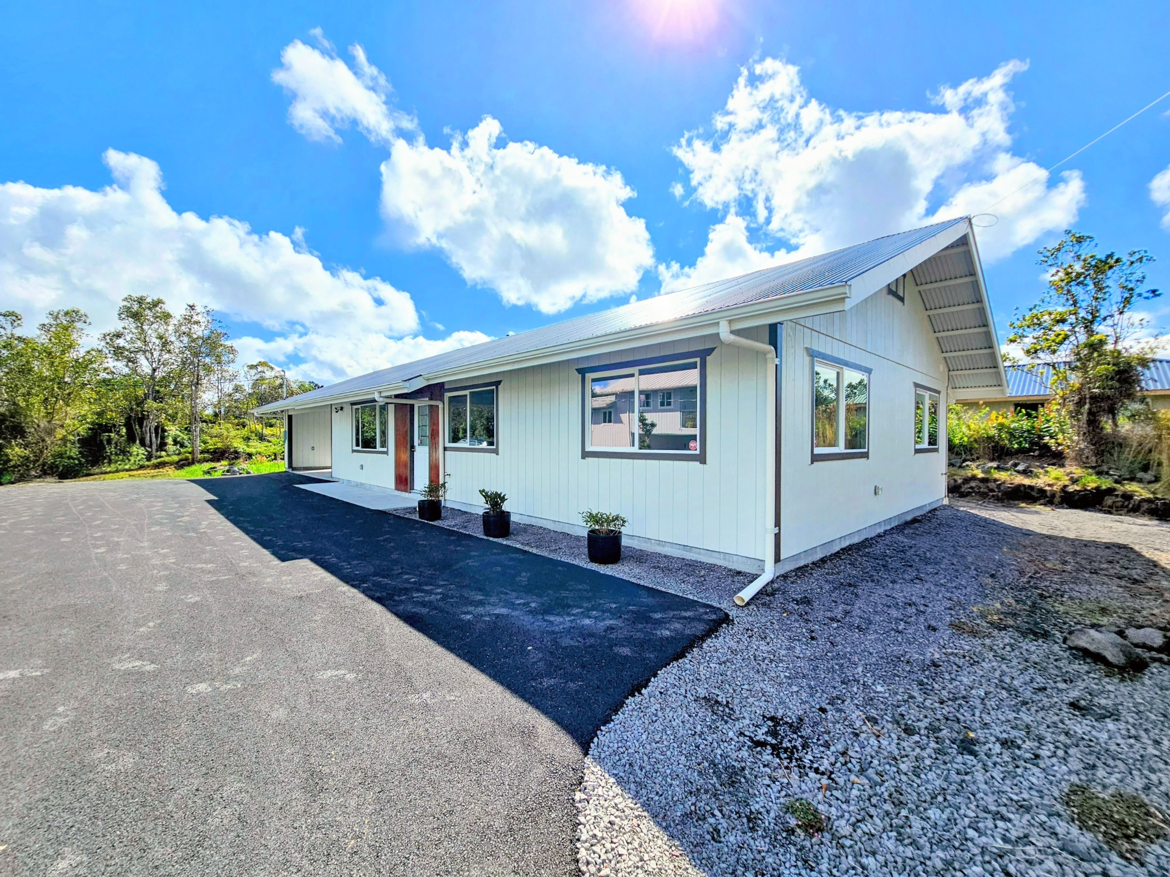11-3385 Old Volcano Road Volcano, HI 96785 - Photo 30 of 30 a view of a house with a yard