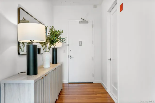 $1,670,000 | 10 City Place, Unit 29H, White Plains, NY 10601