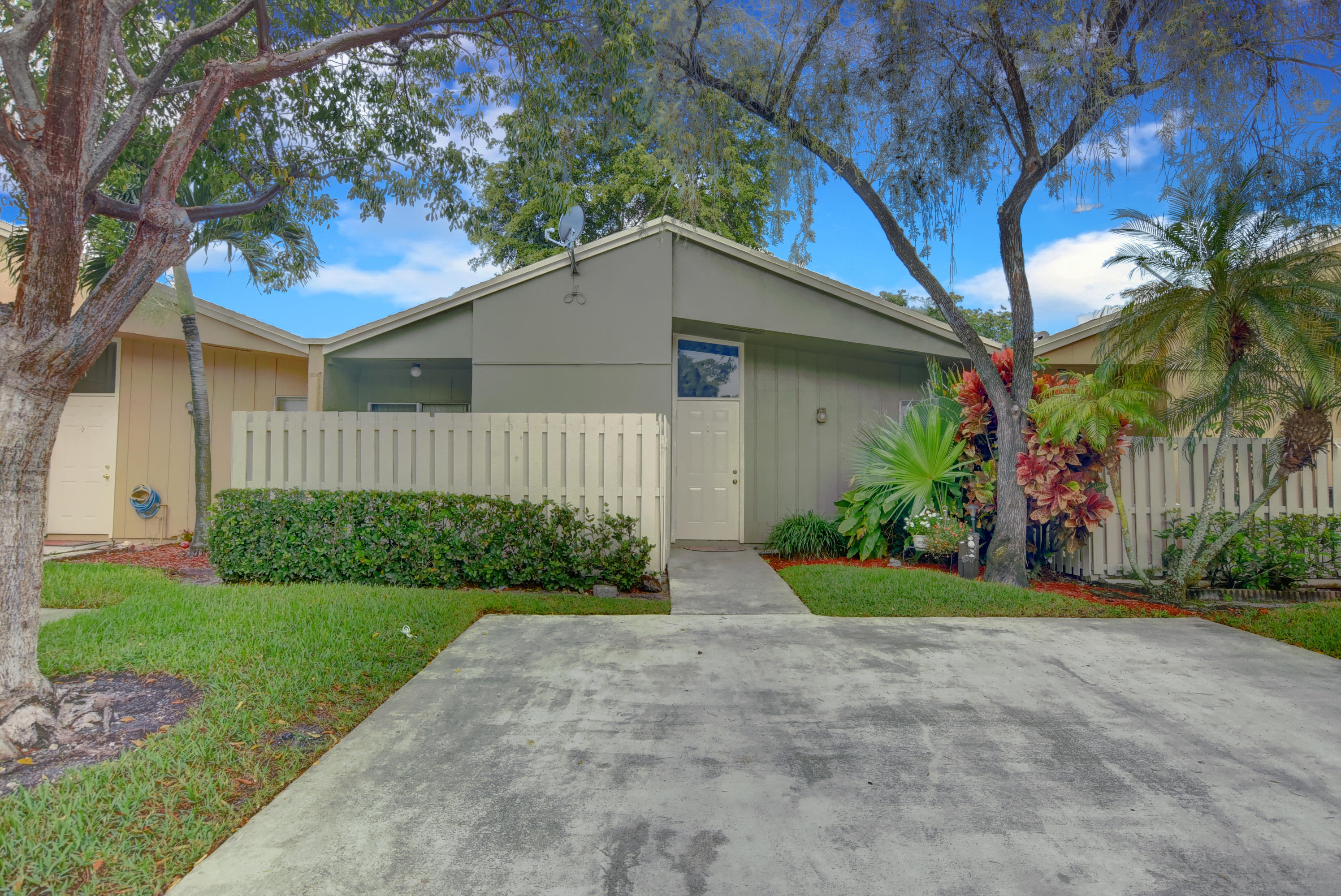 22291 Timberly Dr