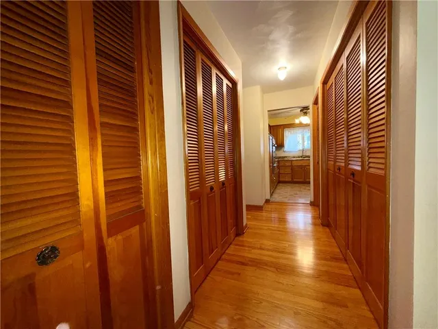 a view of empty room