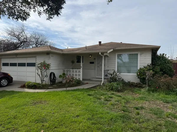 $1,066,000 | 5585 Fernwood Drive, Newark, CA 94560