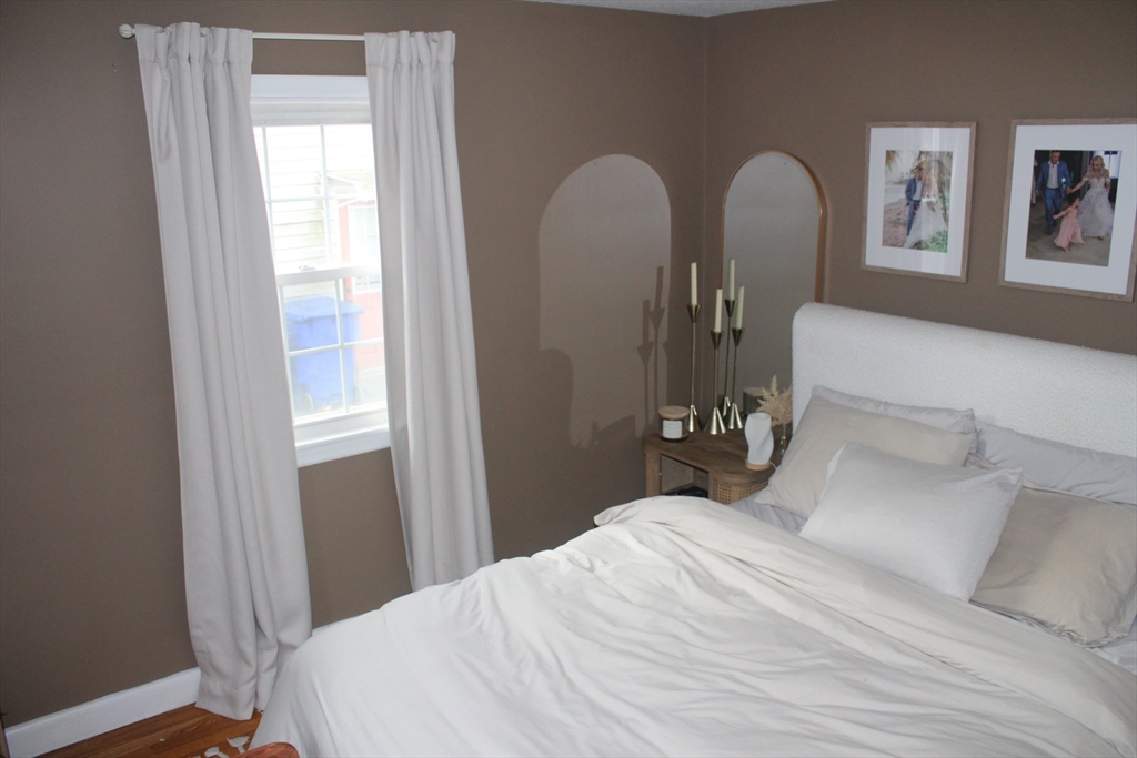 79 Roosevelt Avenue Springfield, MA 01118 - Photo 17 of 26